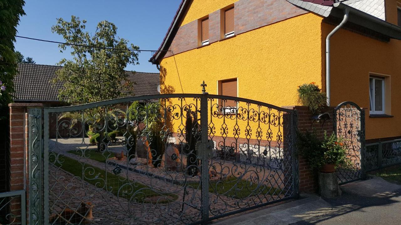 Ferienunterkunft In Luebbenau Spreewald Klein Beuchow Exterior photo